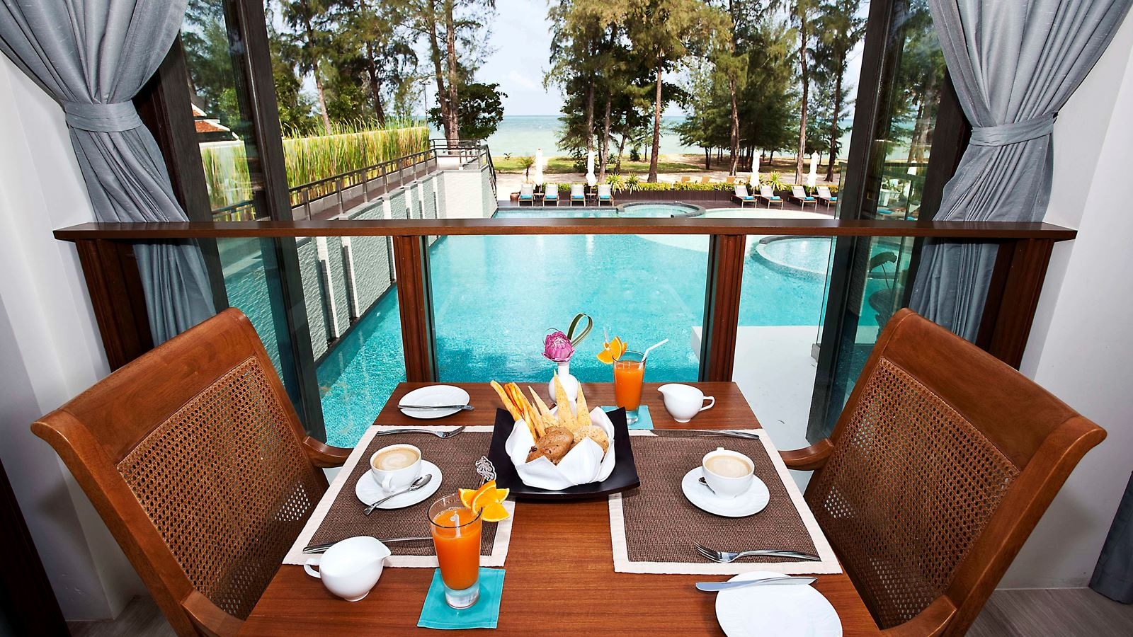 restaurants-dok-bua-restaurant