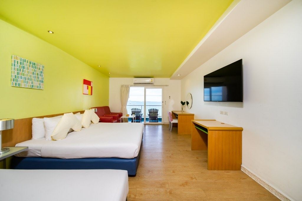 rooms-deluxe-sea-view