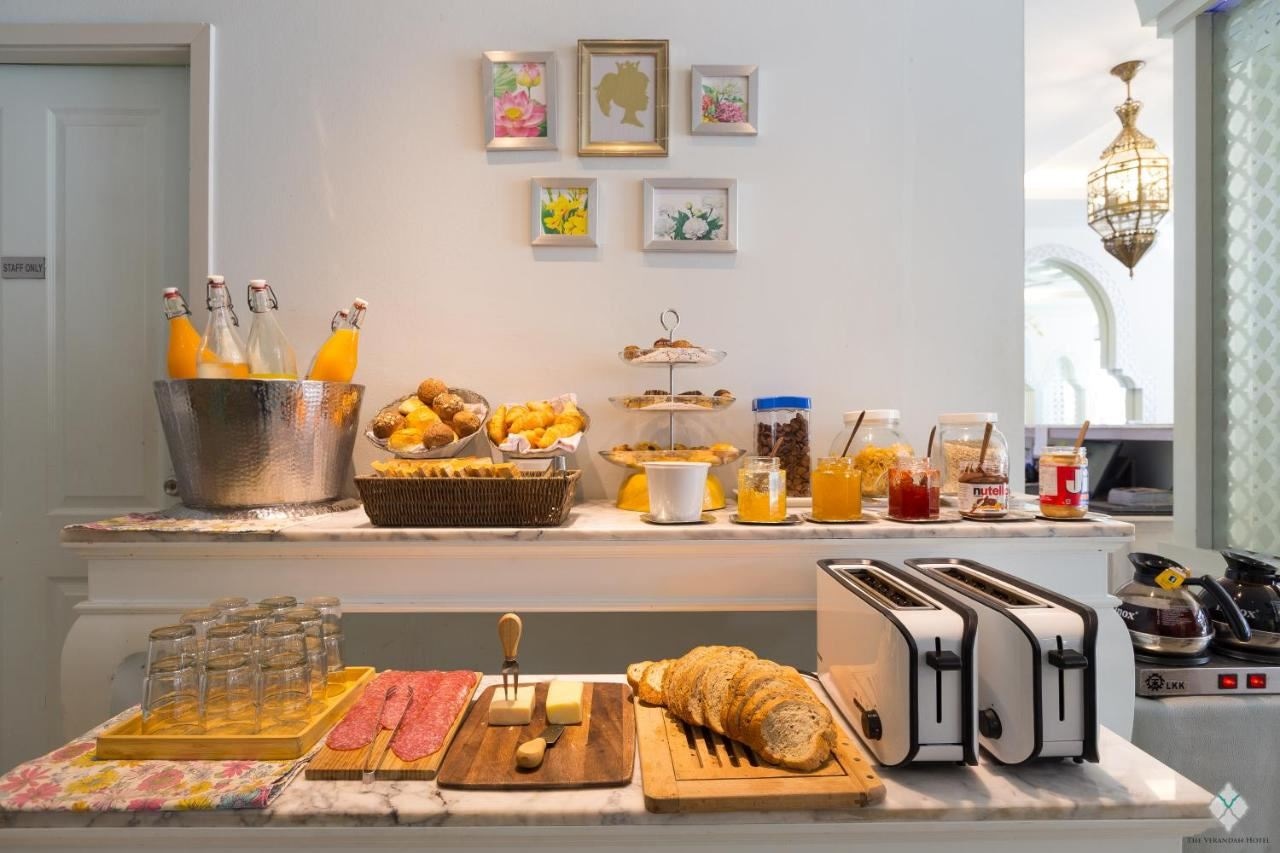 restaurants-the-verandah-restaurant