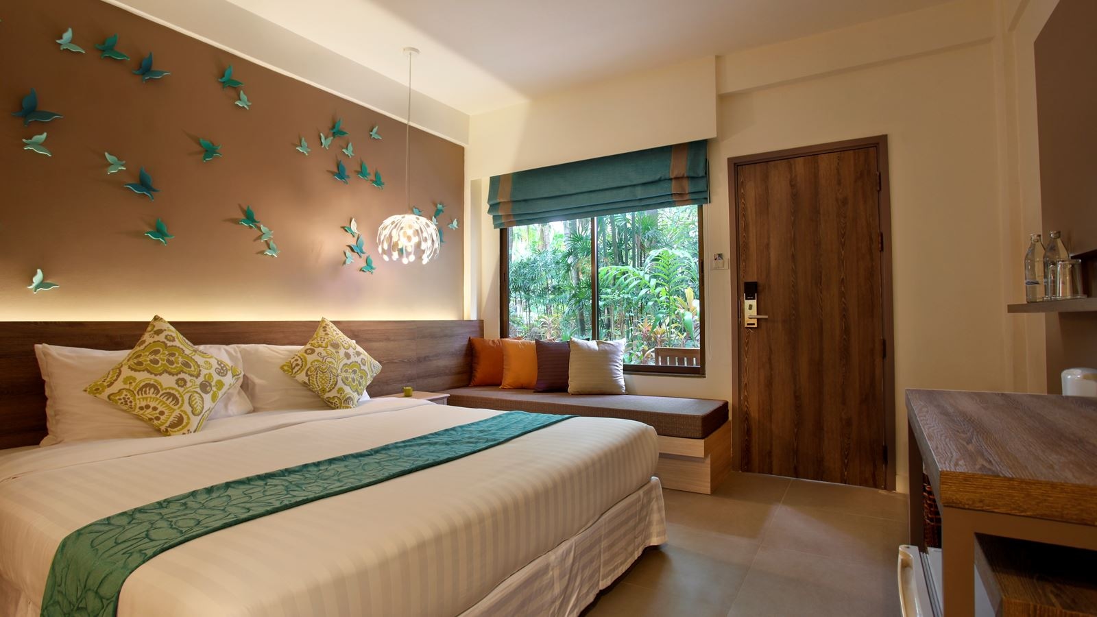 rooms-oasis-deluxe-room-ground-floor