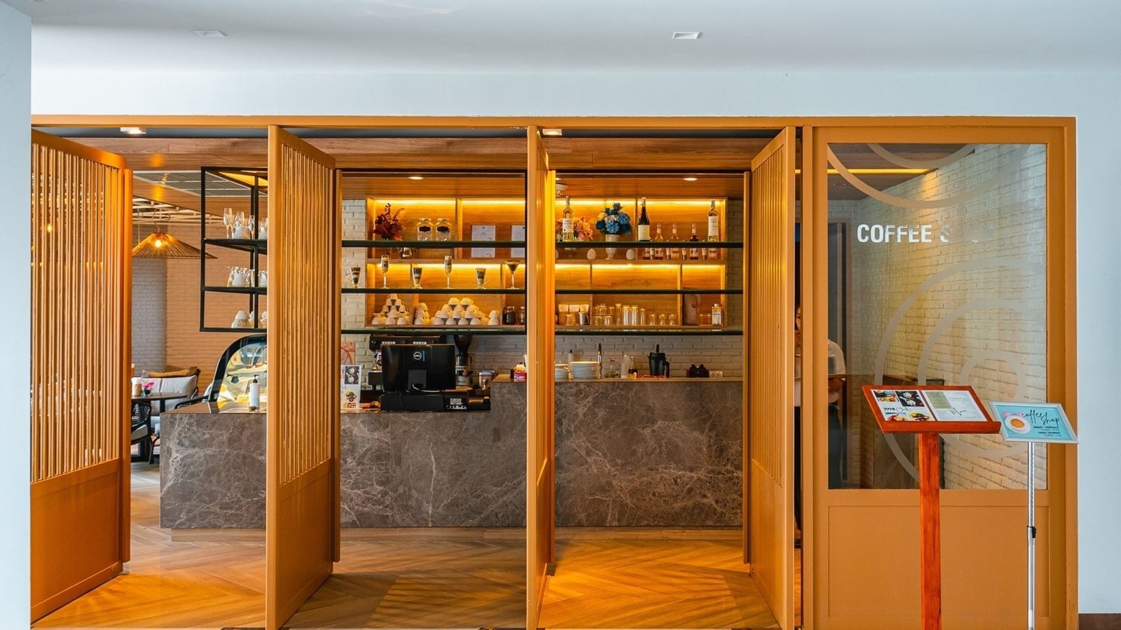 restaurants-isanook-cafe