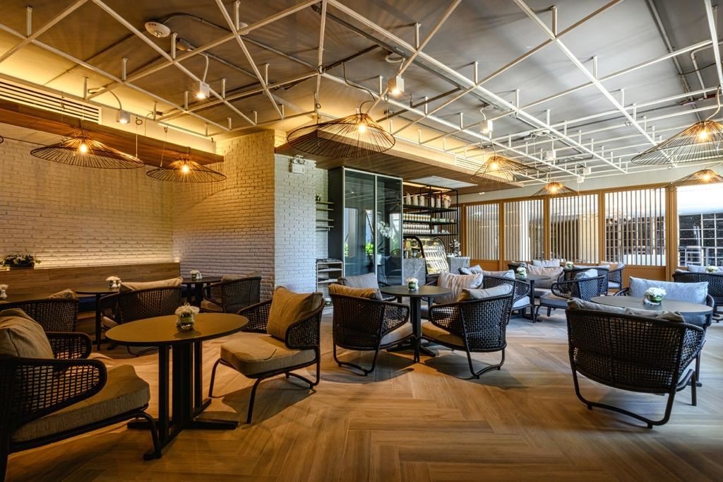 restaurants-isanook-cafe