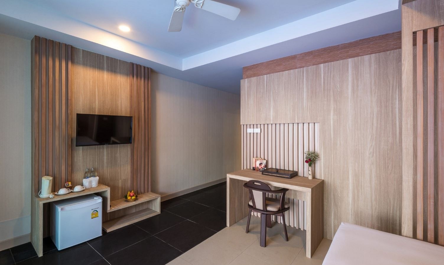 rooms-deluxe-pool-access