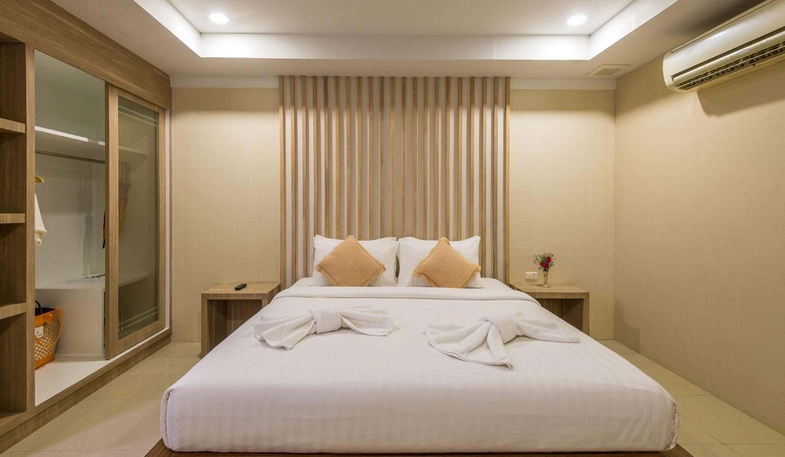 rooms-family-plunge-pool