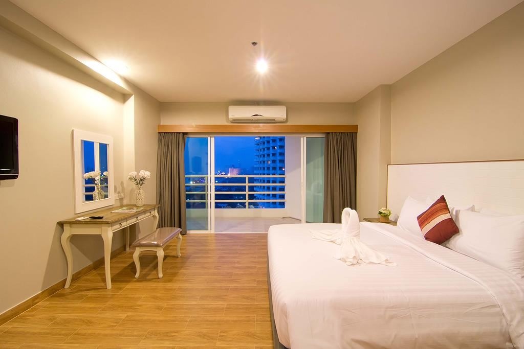 rooms-deluxe-room-sea-view