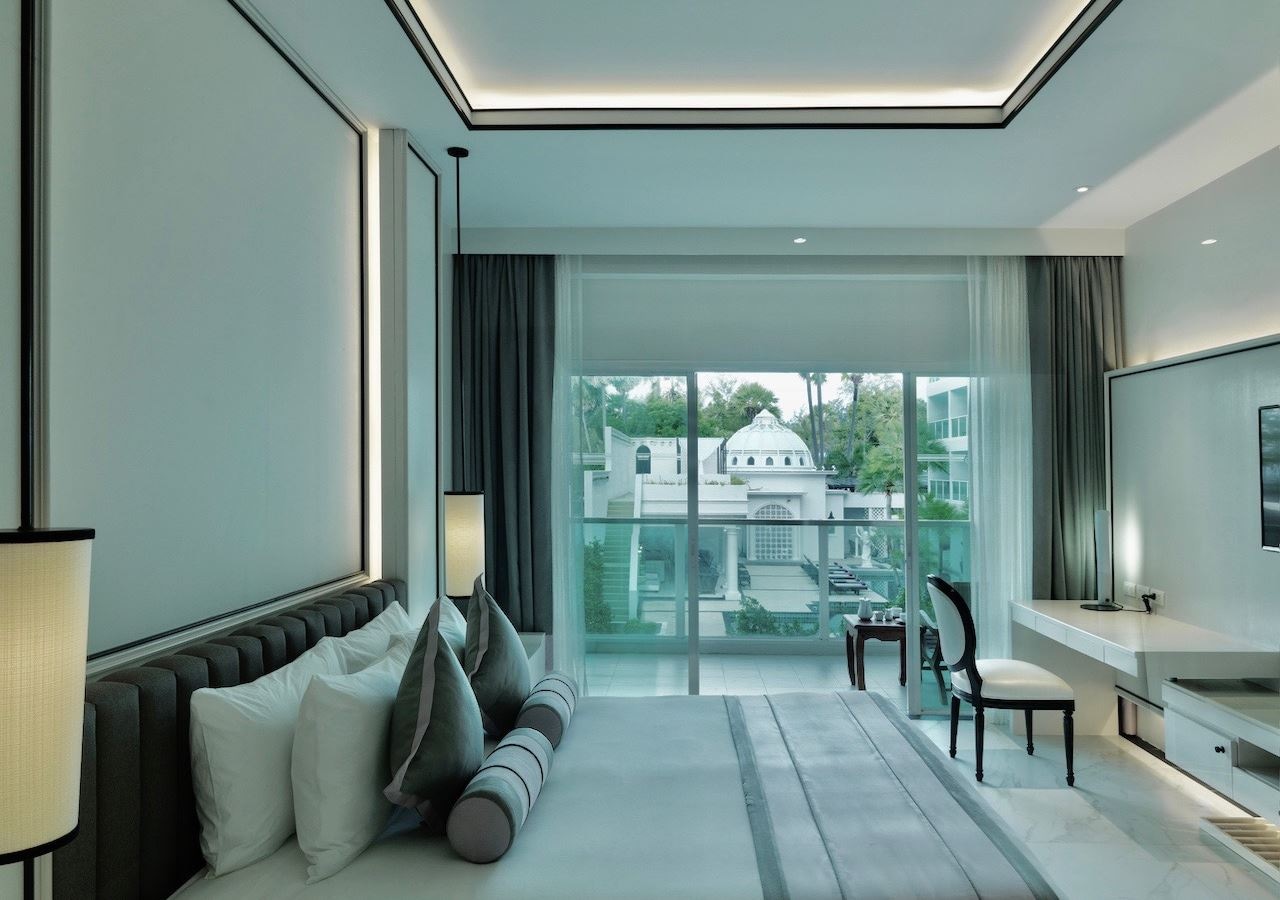 rooms-superior-pool-view