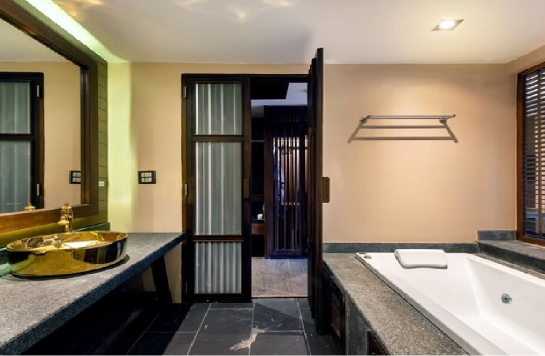 rooms-deluxe-jacuzzi