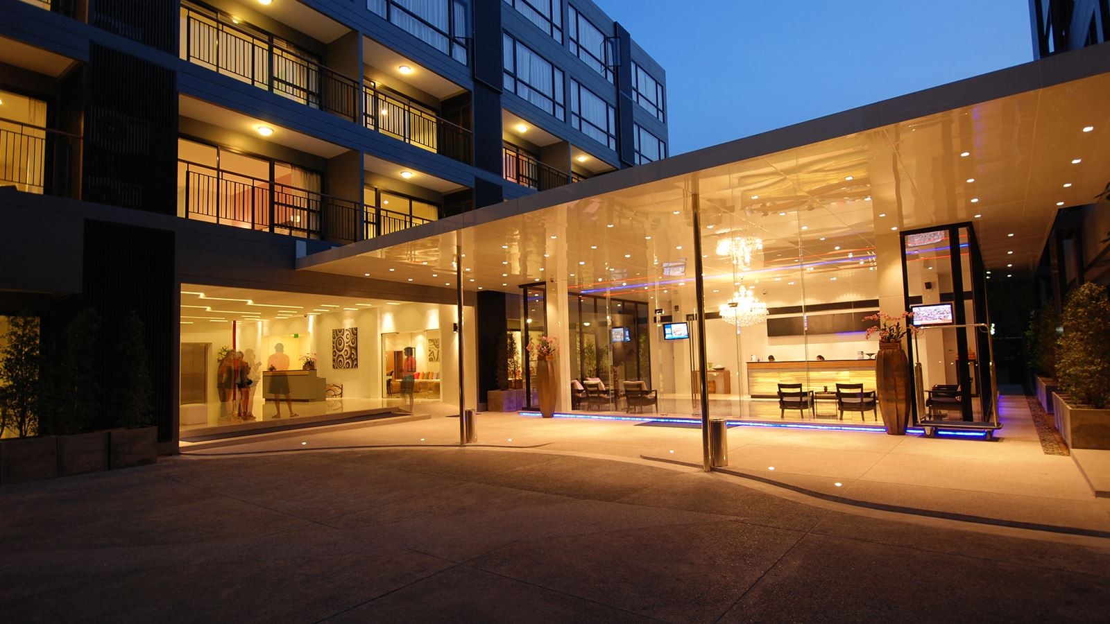 general-main-building