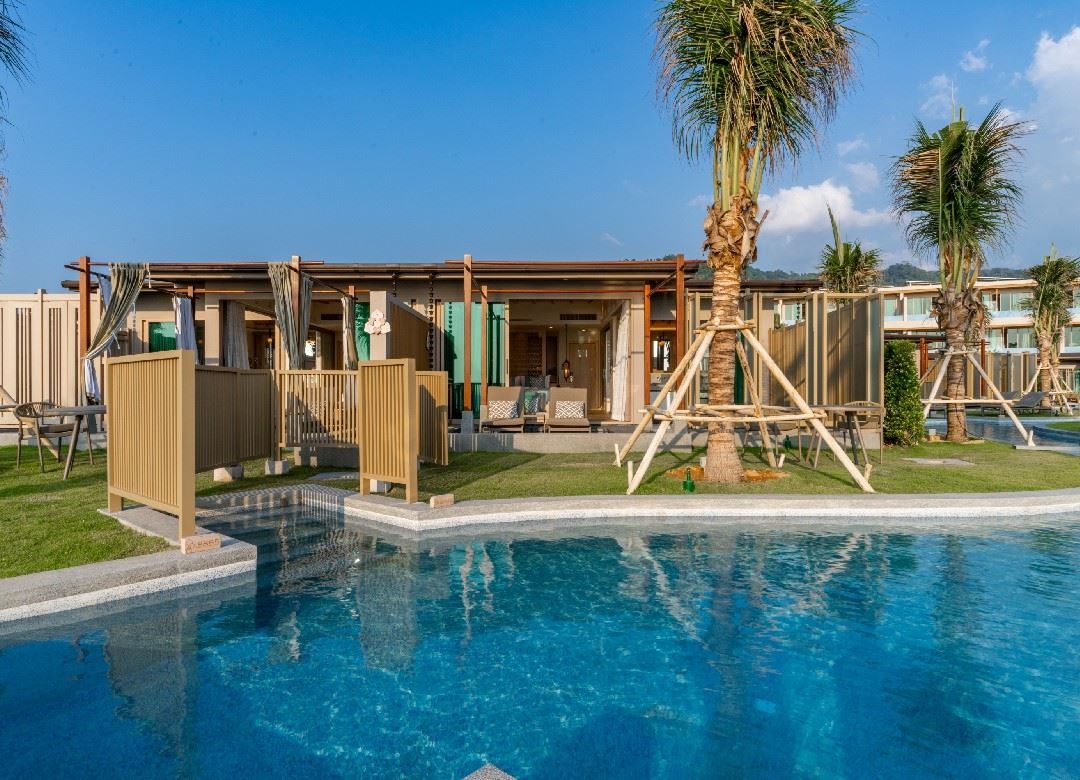 rooms-seafront-pool-villa-in-love