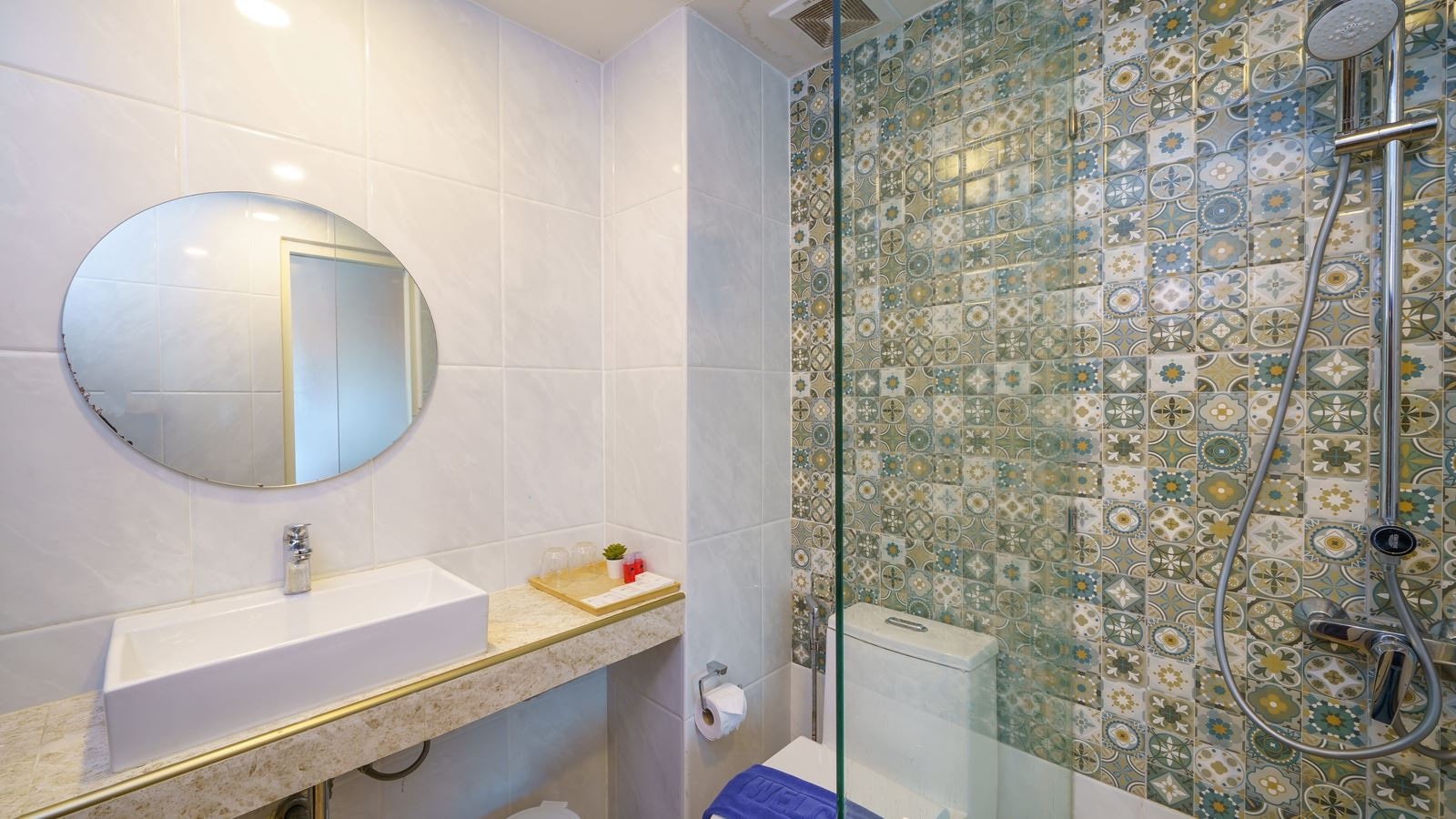 rooms-deluxe-double-room