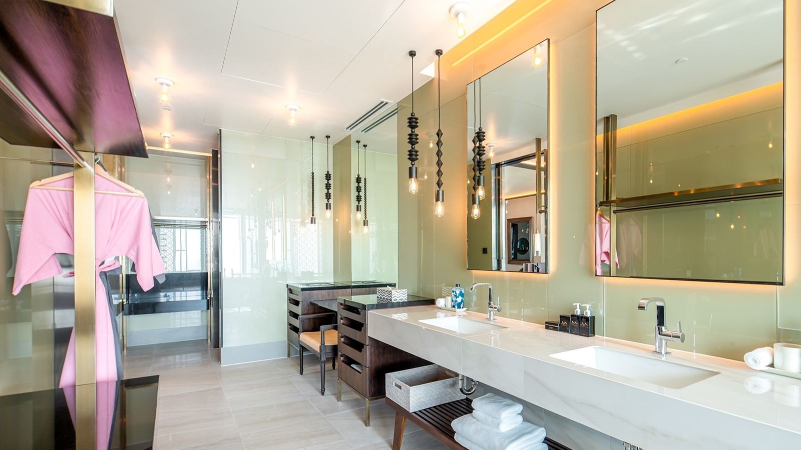 rooms-baba-grand-suite-corner