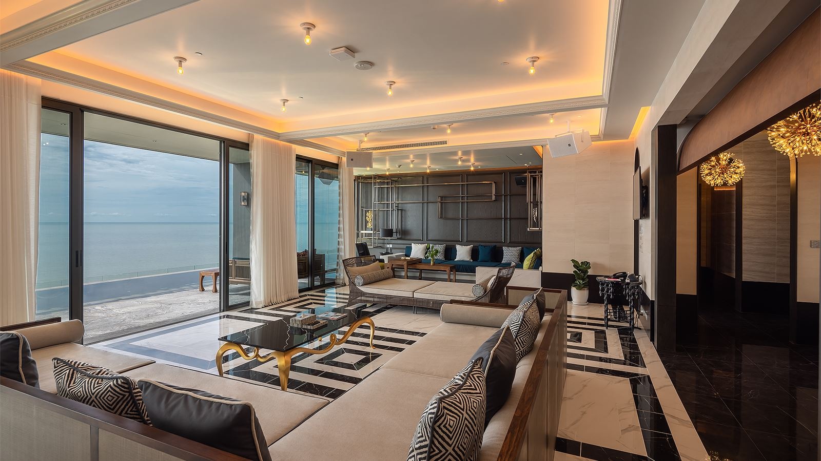 rooms-baba-mama-penthouse