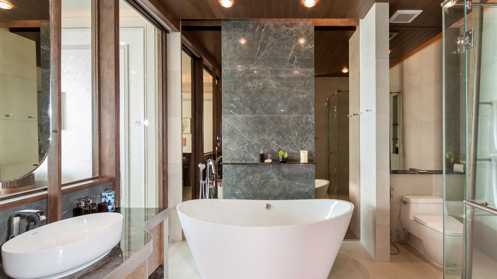 rooms-beachfront-pool-suite