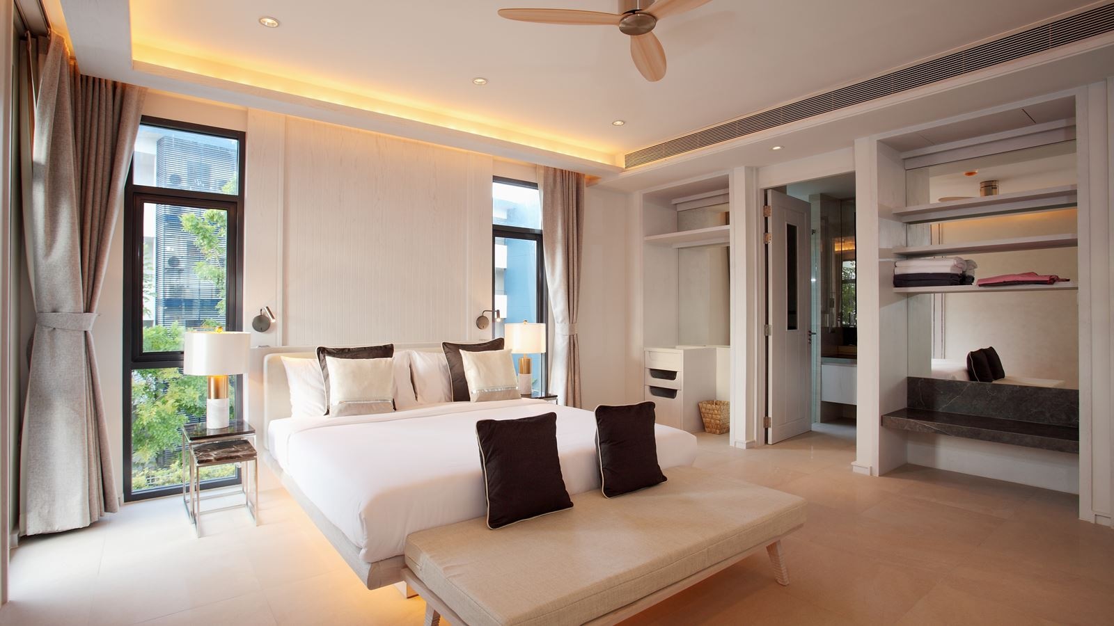 rooms-5-bedroom-luxury-pool-villa