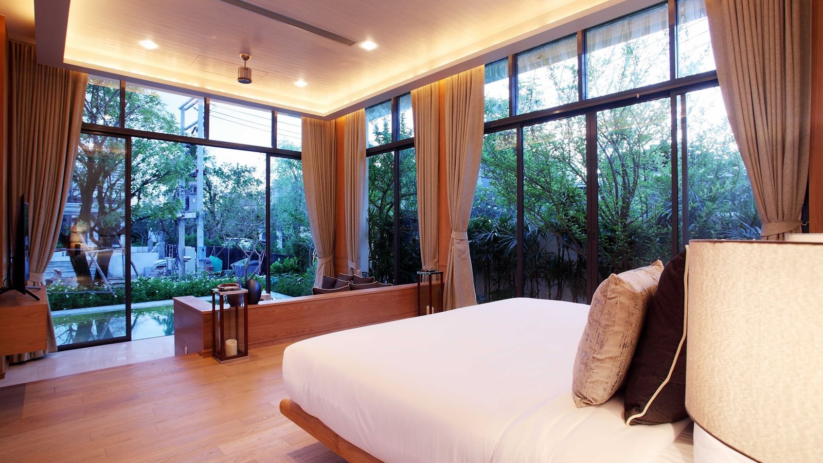 rooms-5-bedroom-luxury-pool-villa