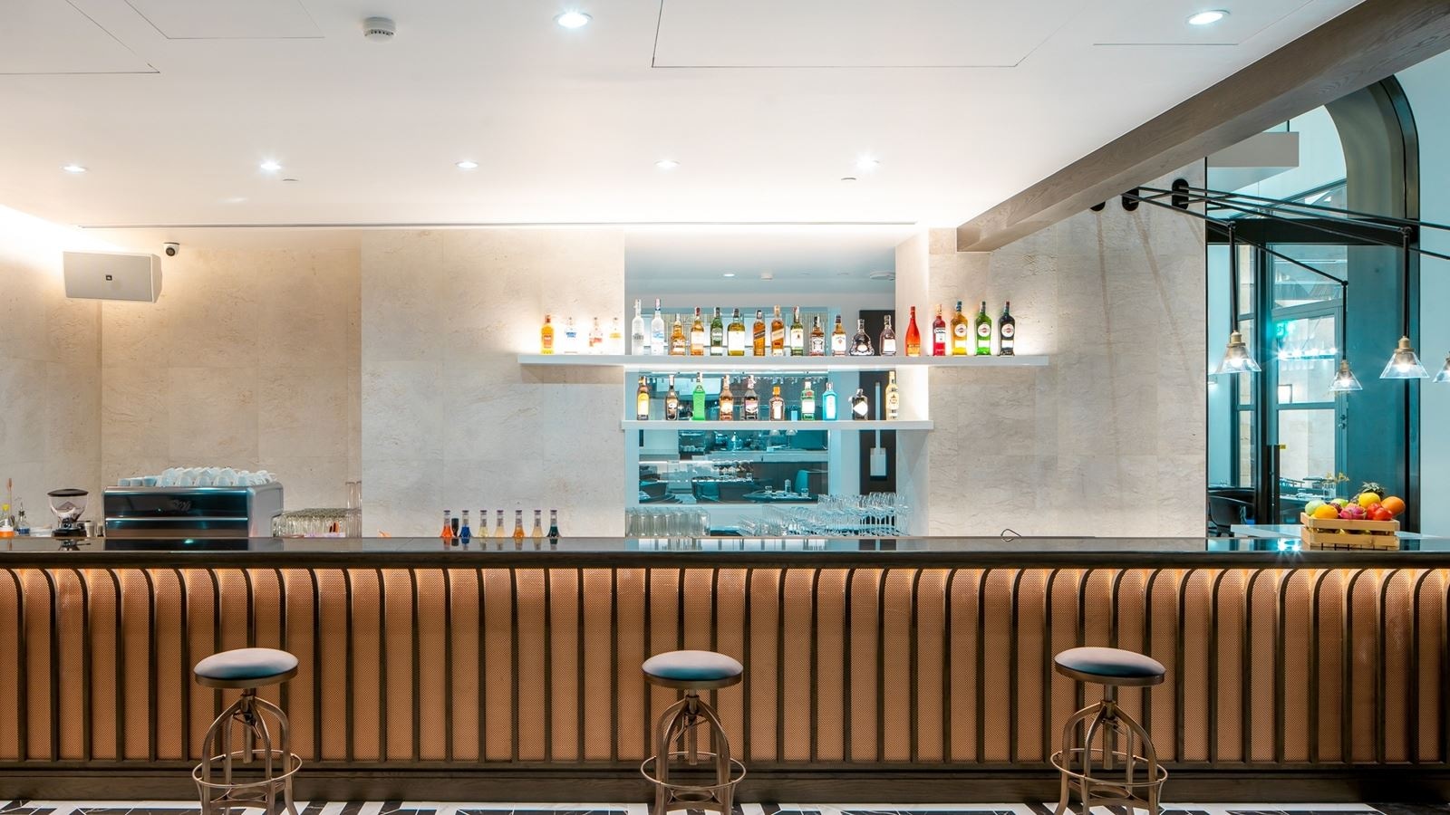 restaurants-baba-lounge