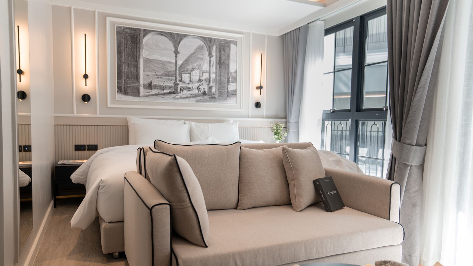 rooms-studio-poolview