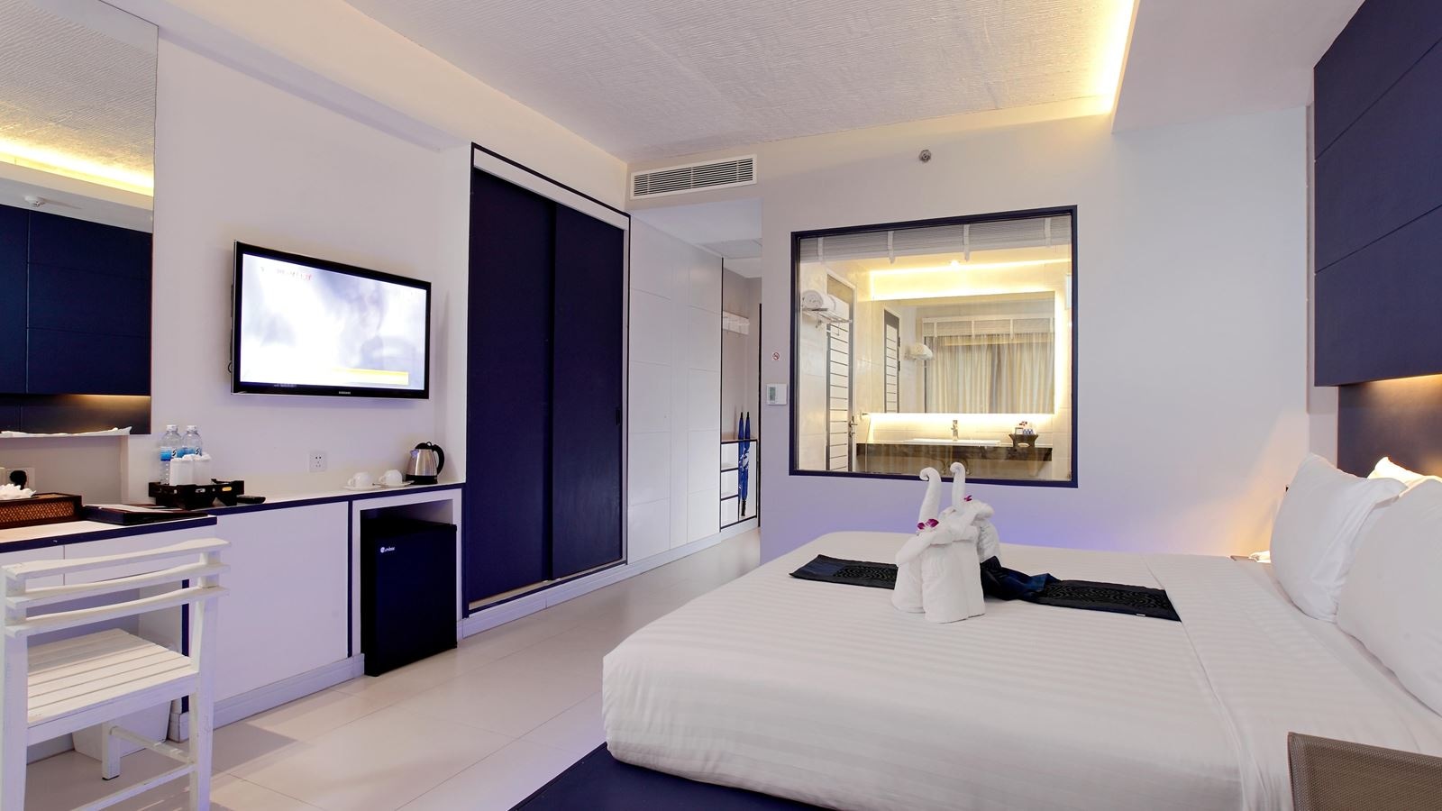 rooms-deluxe-sea-view-room
