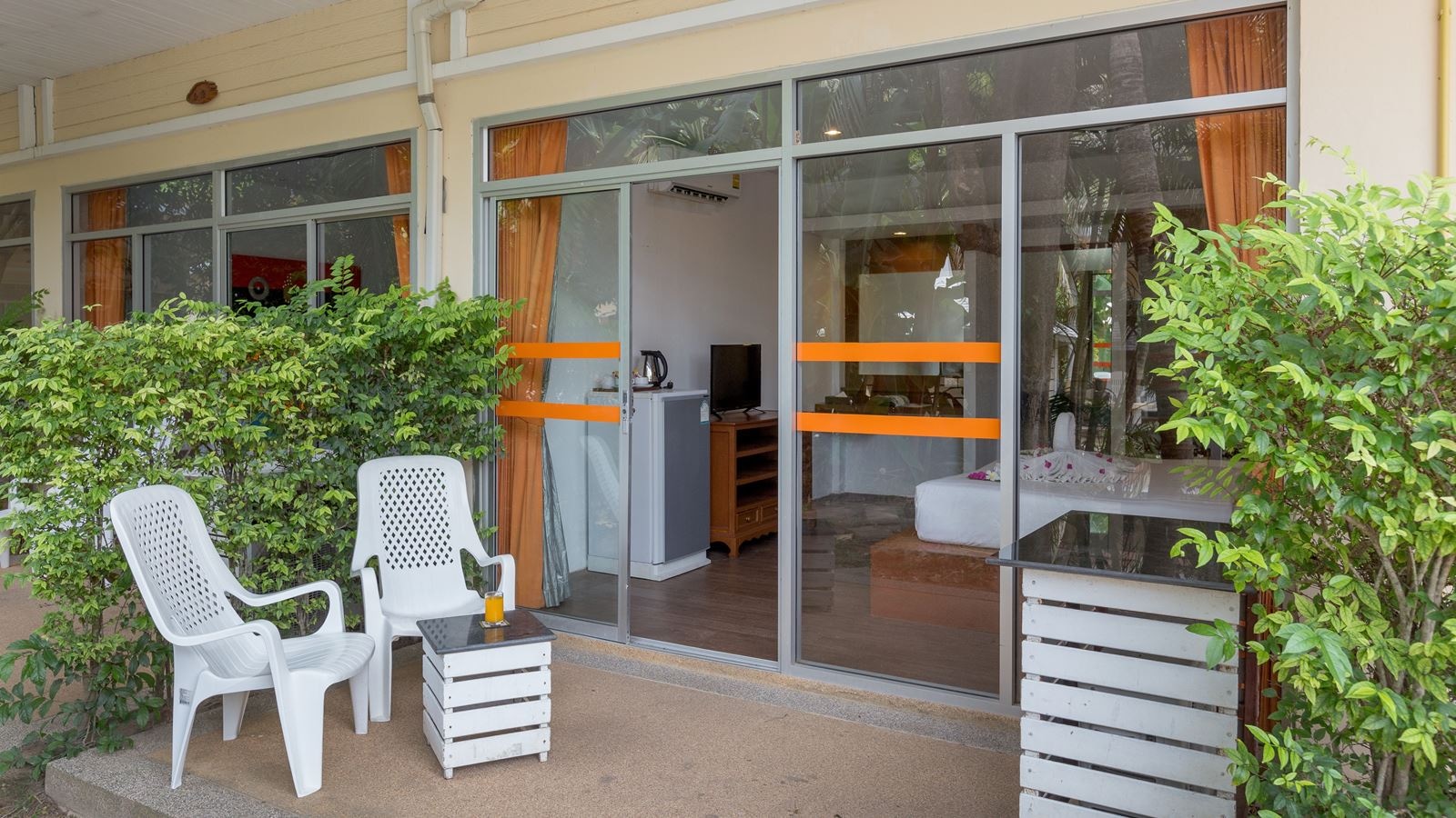 rooms-superior-garden-room