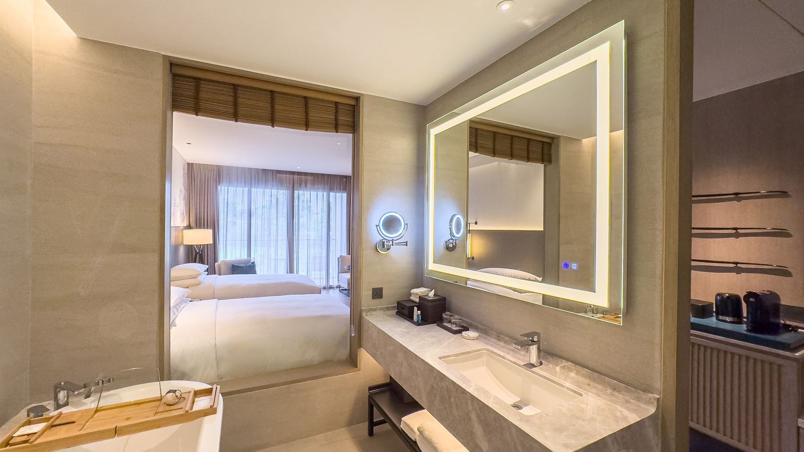 rooms-deluxe-garden-view