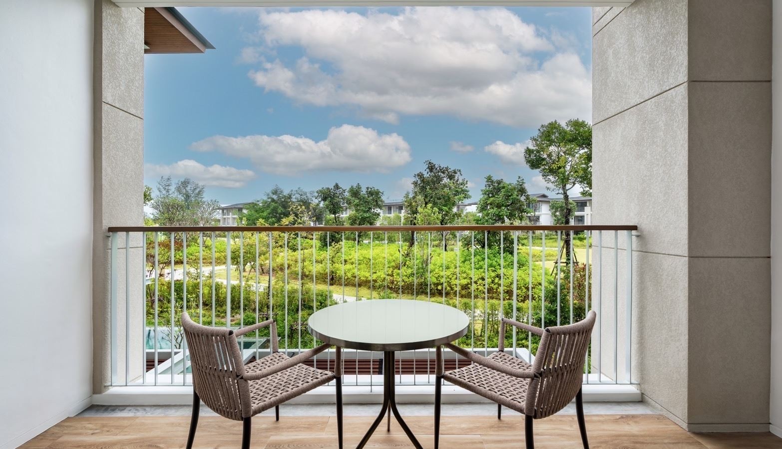 rooms-deluxe-garden-view