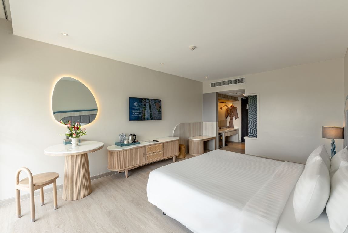 rooms-elite-balcony-seaview