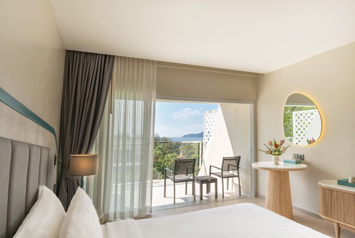 rooms-elite-balcony-seaview