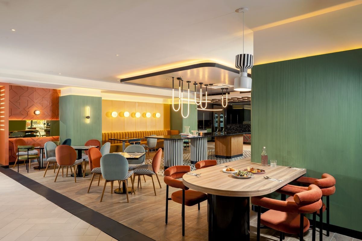 restaurants-tribe-table