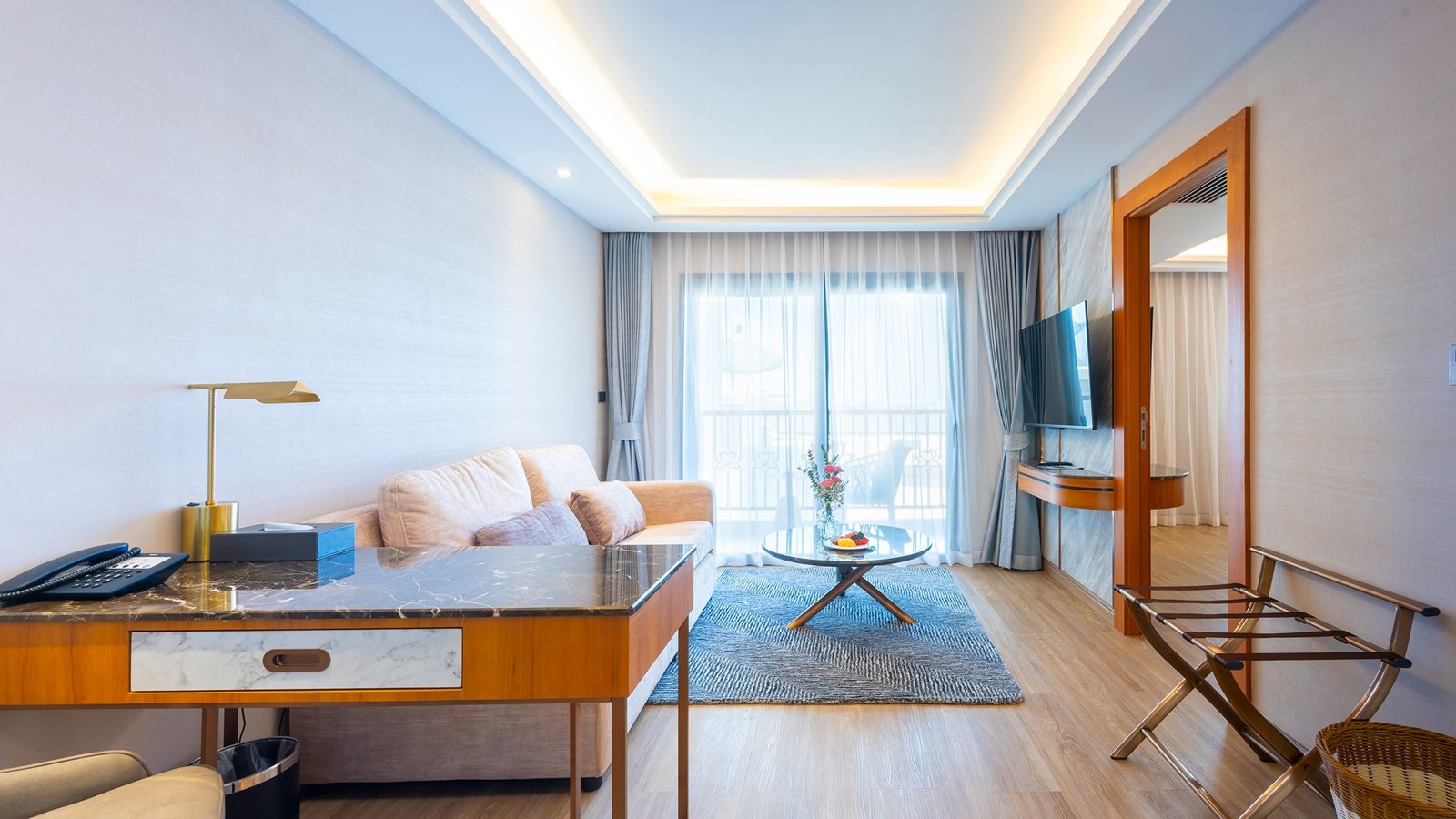 rooms-junior-suite-garden-view