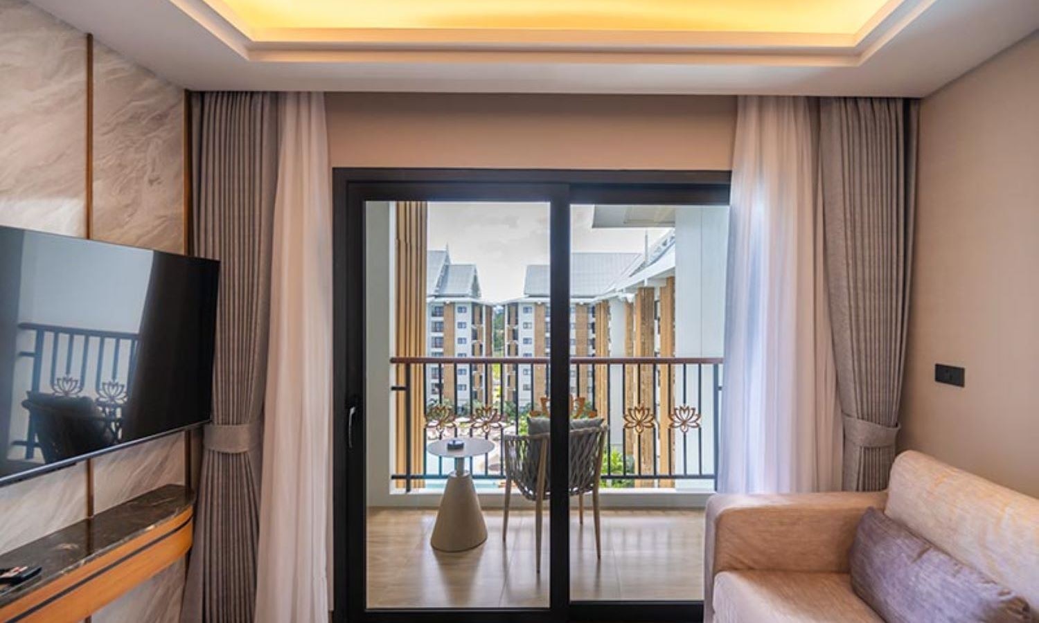 rooms-family-suite-garden-view