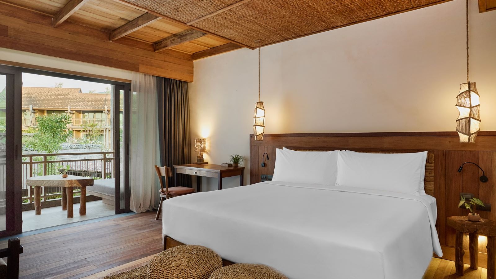 rooms-deluxe-garden-view