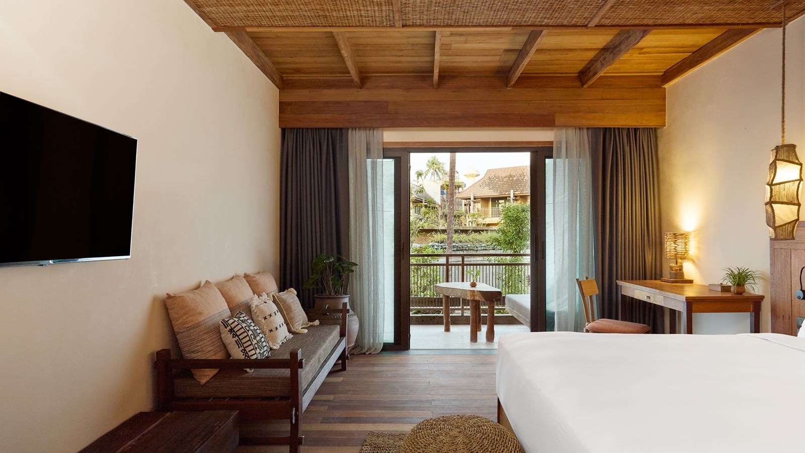 rooms-deluxe-garden-view