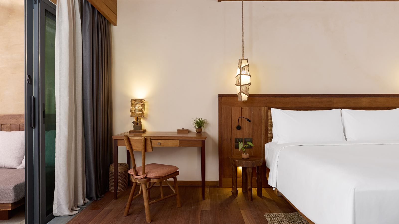 rooms-deluxe-garden-view