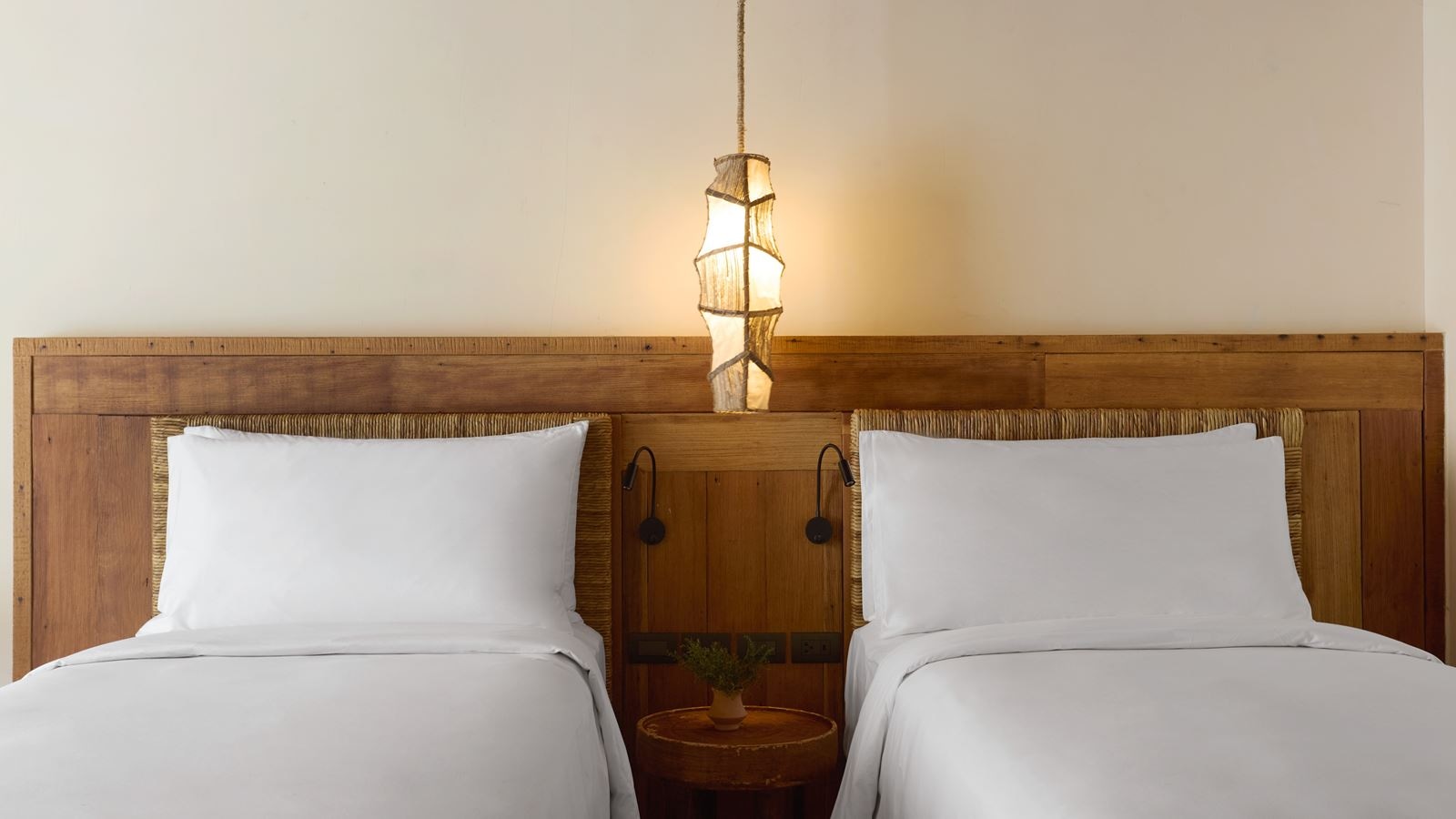 rooms-deluxe-garden-view