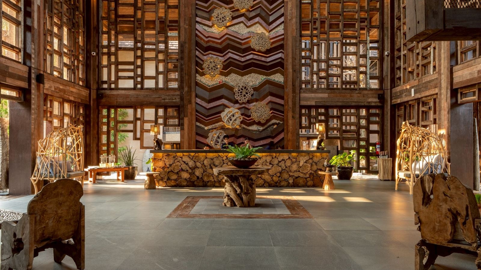 general-main-building