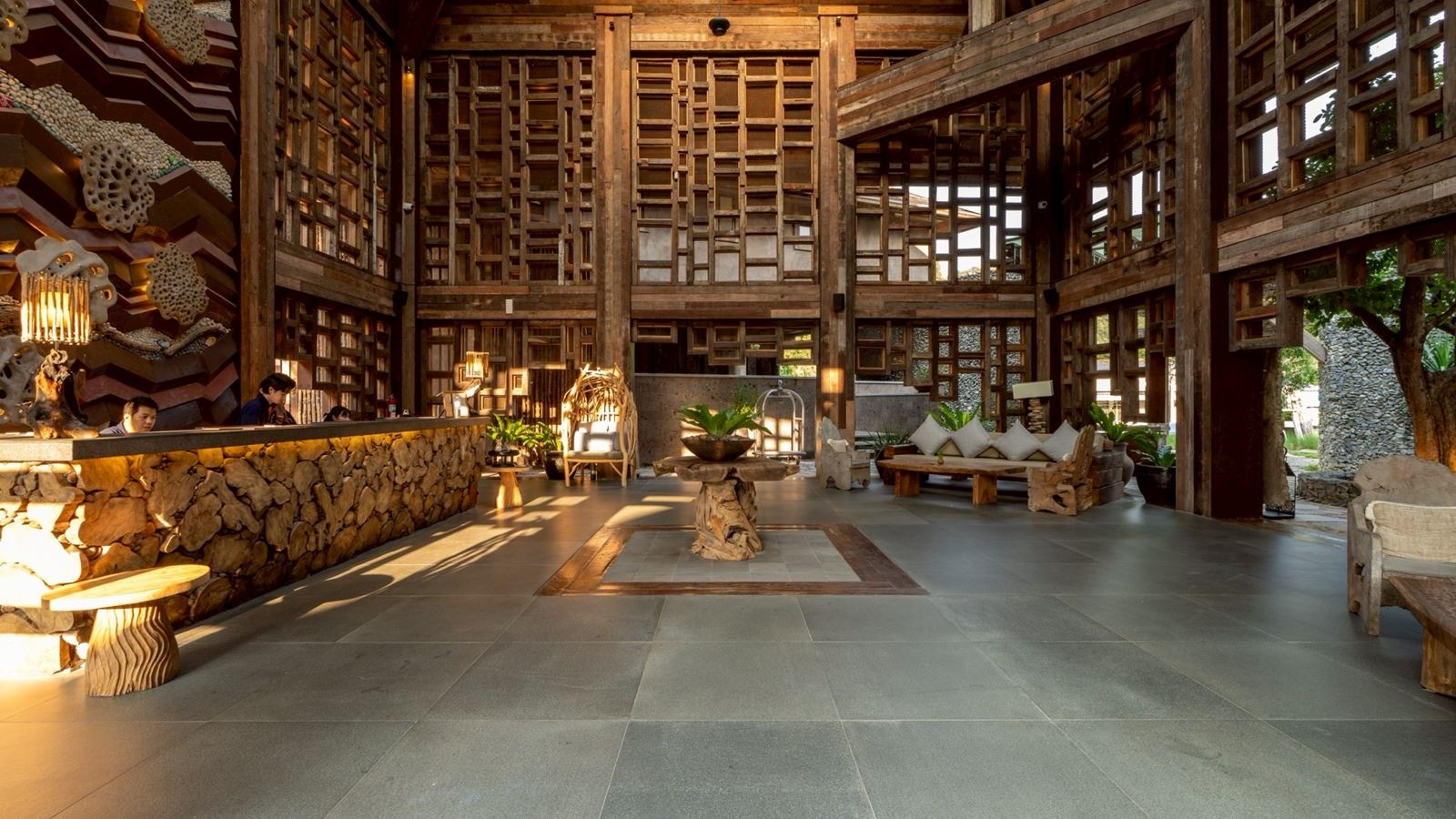 general-main-building