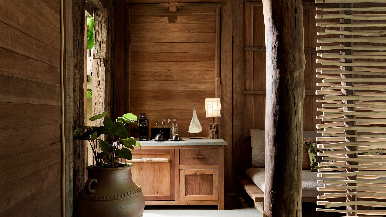 rooms-one-bedroom-pool-villa