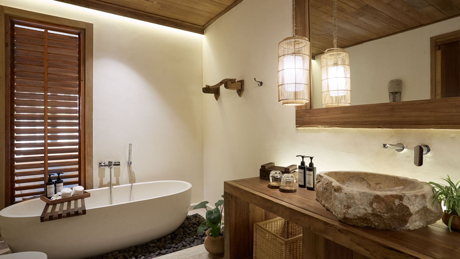 rooms-grand-sea-view-pool-access