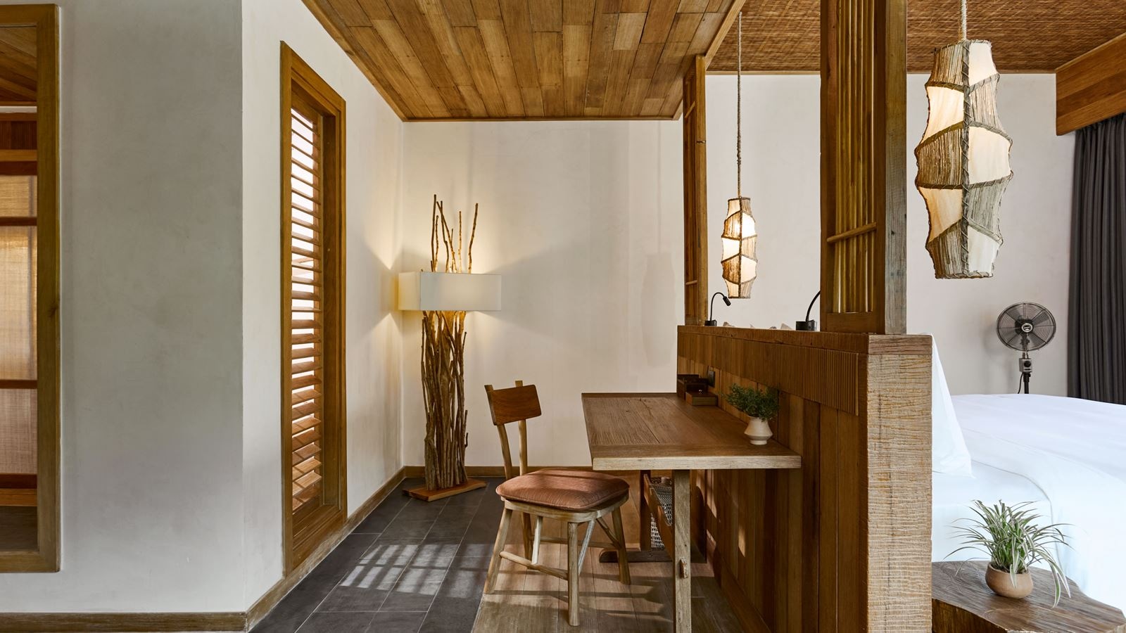 rooms-grand-sea-view