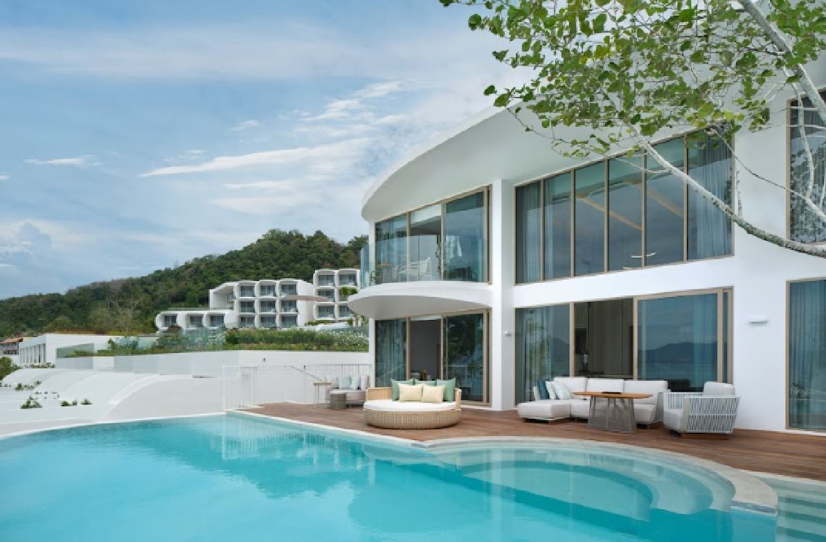 rooms-the-iconic-beachfront-pool-villa