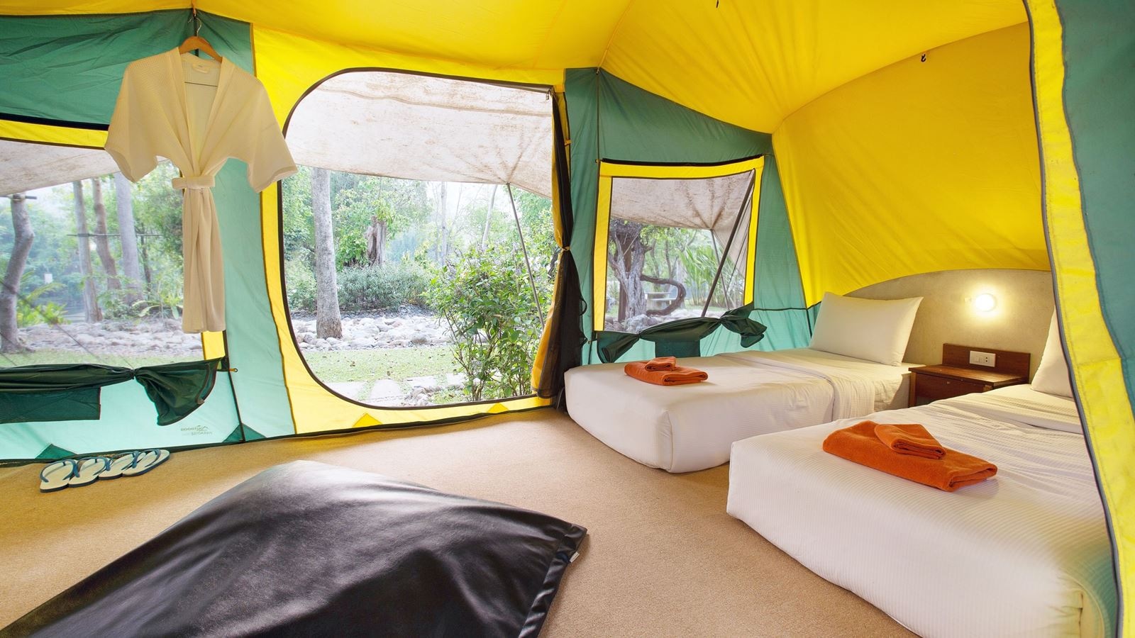 rooms-tent-river-front