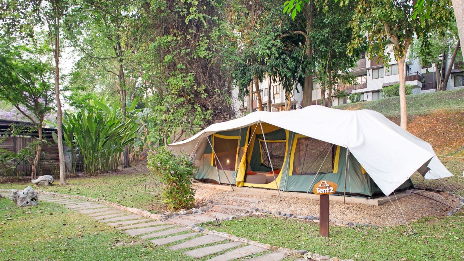 rooms-tent-river-view