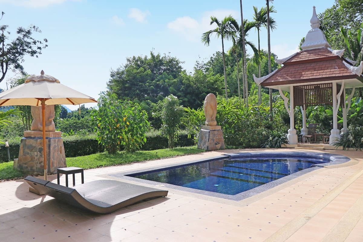 rooms-2bedrooms-pool-villa