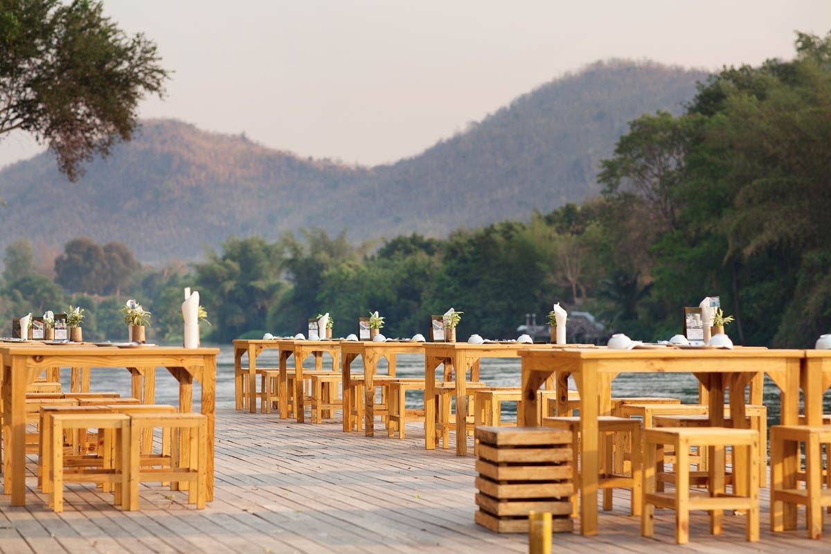 restaurants-river-romance