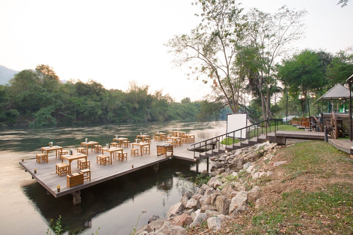restaurants-river-romance