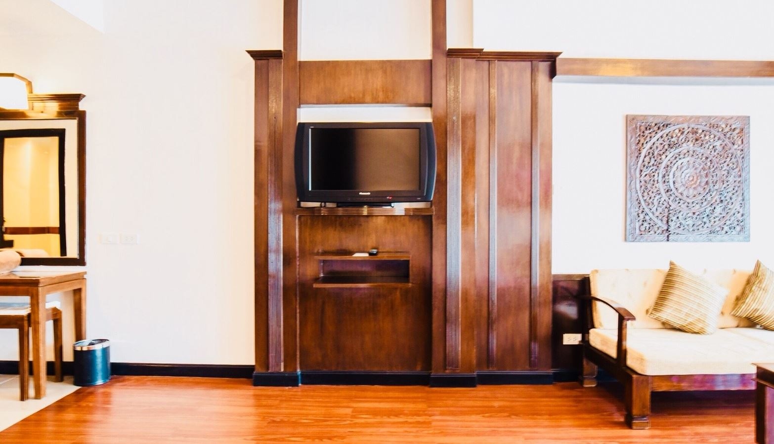 rooms-deluxe-pool-access