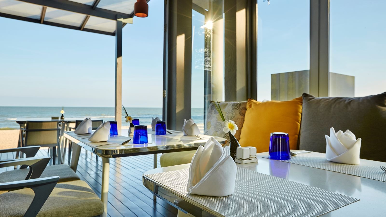 restaurants-isea-beach-bar