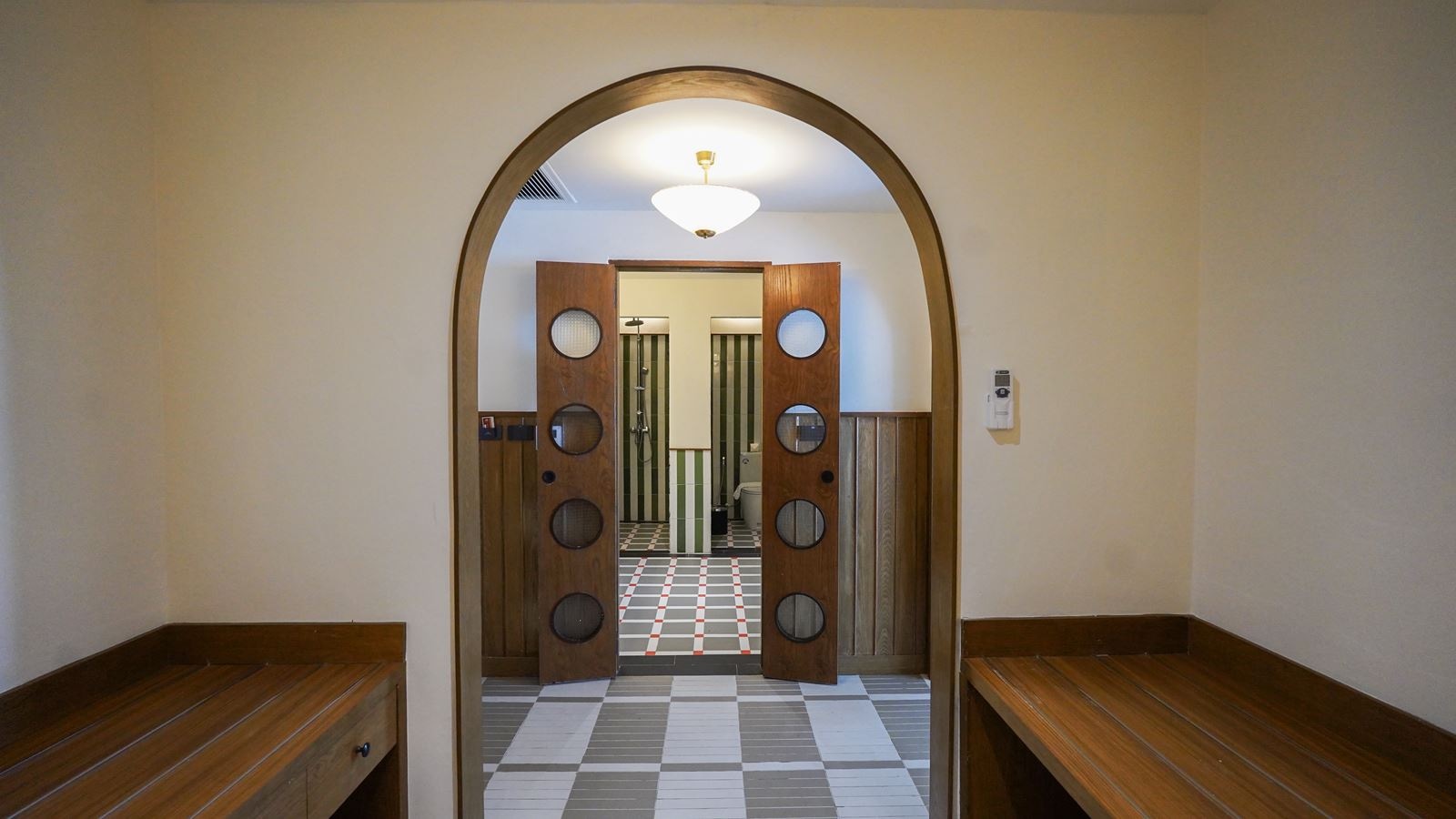 rooms-signature-quad-room