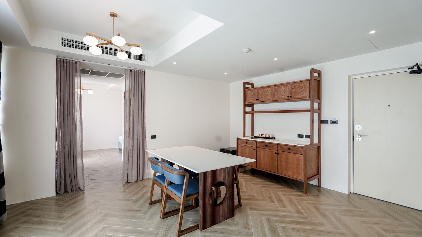 rooms-family-twobedroom-suite