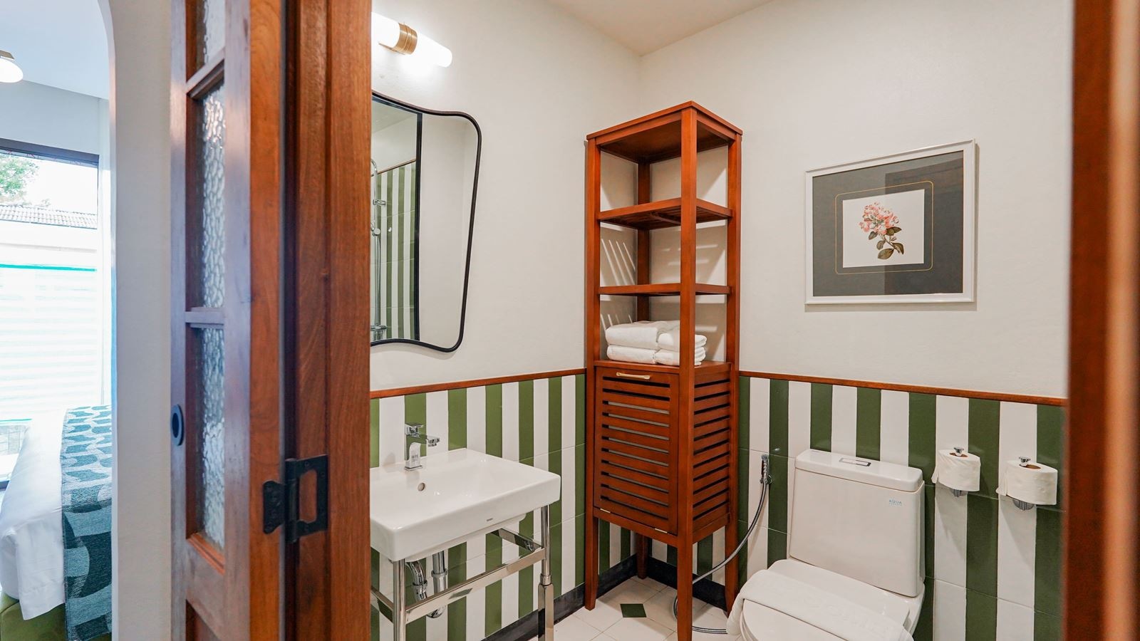 rooms-superior-pool-access